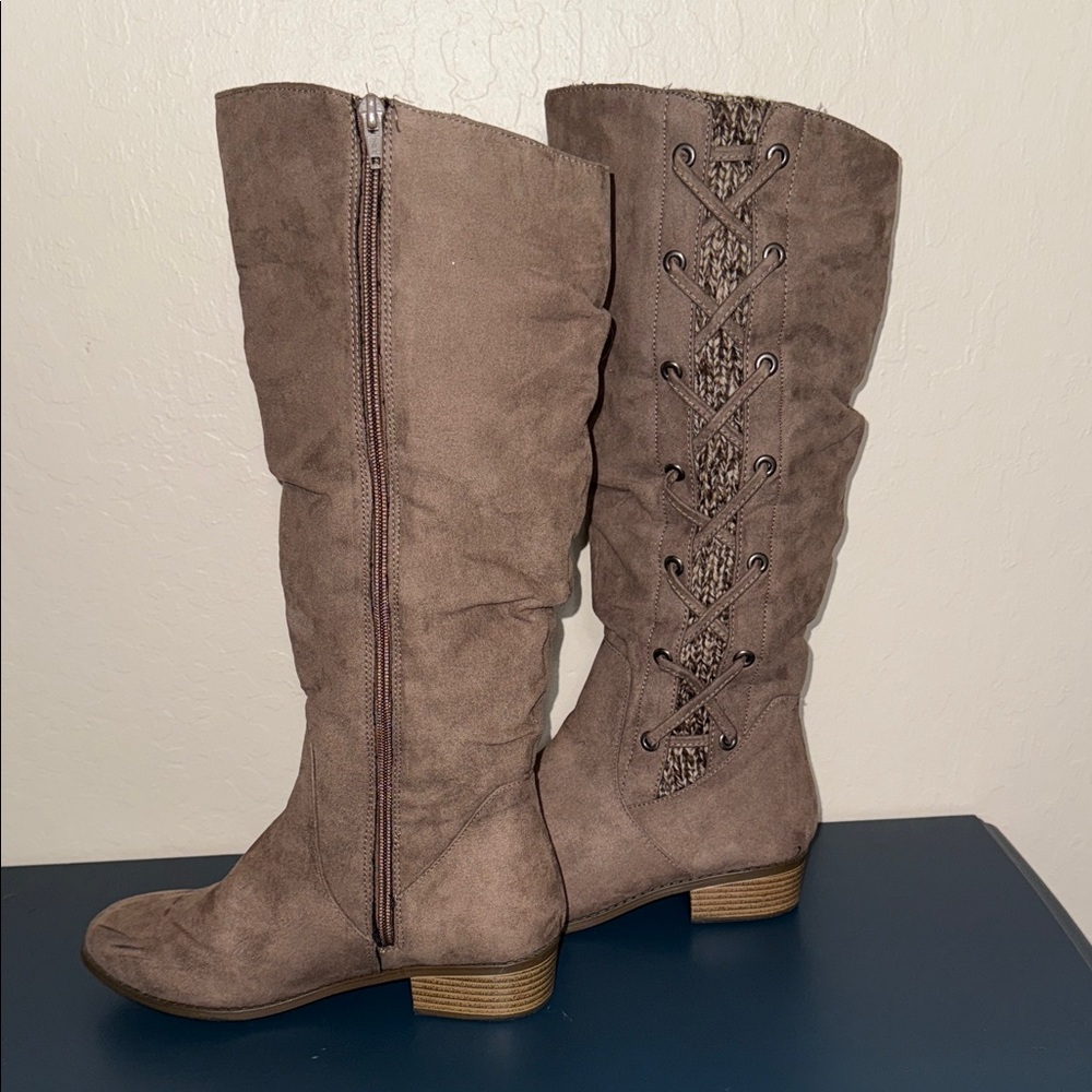 SO Womens Taupe Faux Suede Knee High Lace Up Boots Brown Low Heel Round Toe - Picture 6 of 12
